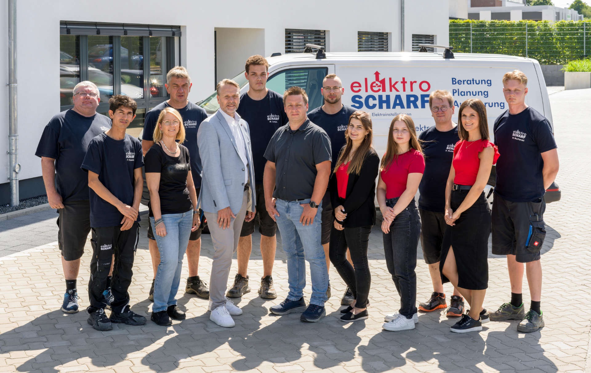 Foto vom Team der Firma Elektro Scharf, Wolfsburg