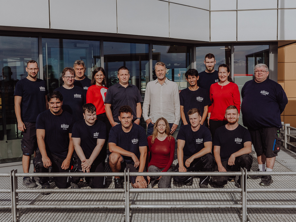Teamfoto Foto vom Team der Firma Elektro Scharf